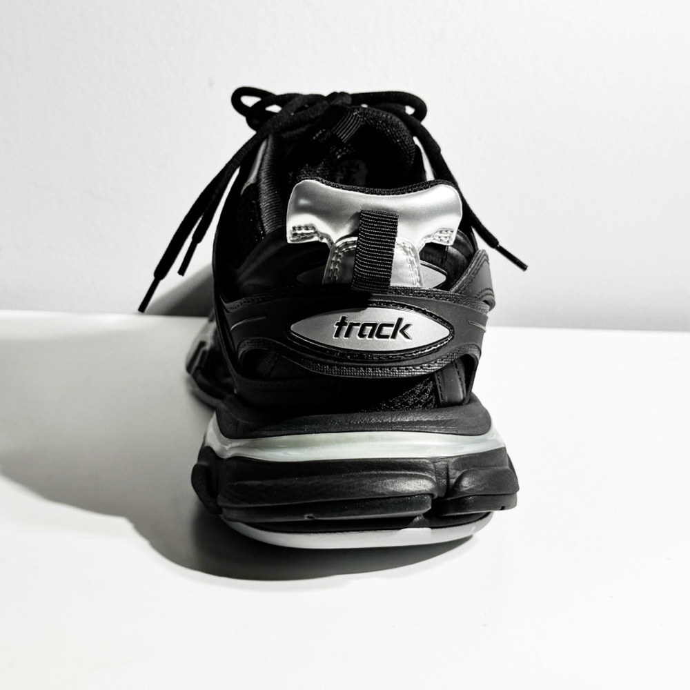 New Balenciaga Oversized Sneaker single left shoe only - Picture 4 of 8